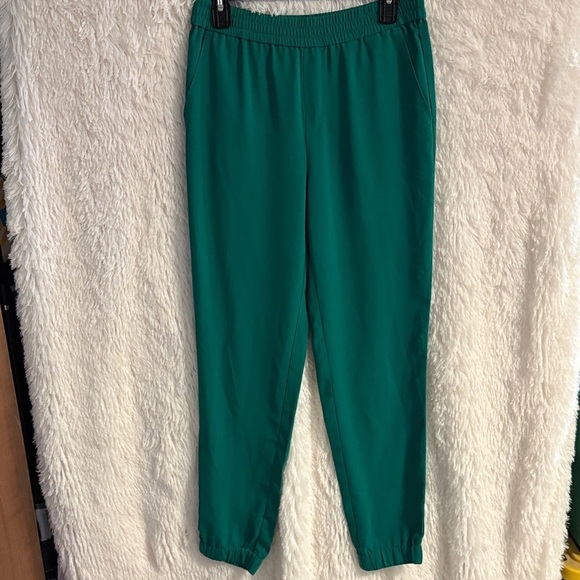 Banana Republic Pants - Banana Republic Green Ankle Pants
